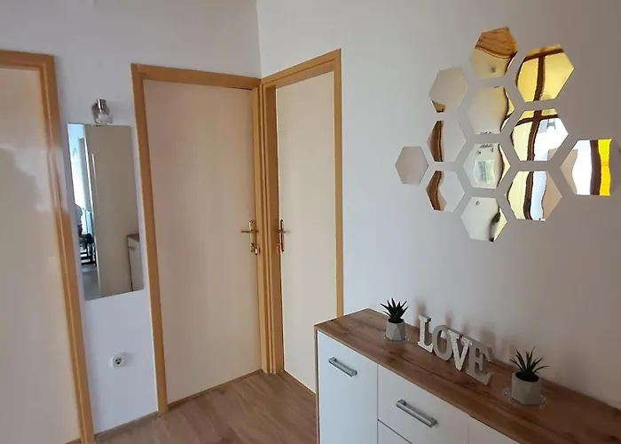 Appartement With Parking Space Zaton, Krka - 24050 Zaton (Sibenik-Knin)