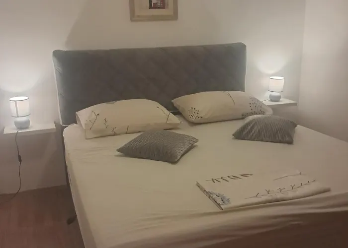 With Parking Space Zaton, Krka - 24050 * Zaton (Sibenik-Knin)